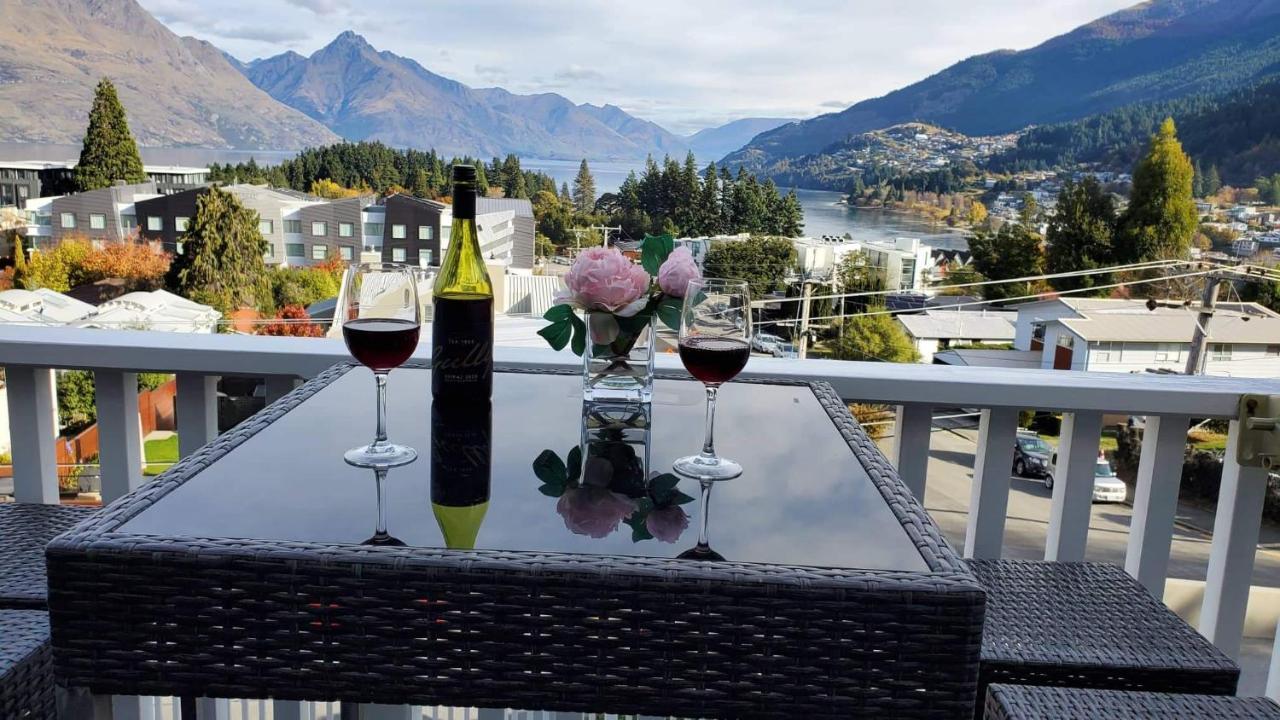 Central Lakeview Apartment With Amazing Rooftop 镇上湖景三室套房 Queenstown Extérieur photo