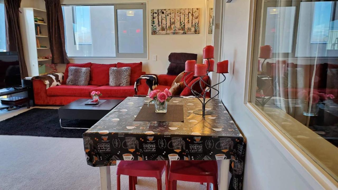 Central Lakeview Apartment With Amazing Rooftop 镇上湖景三室套房 Queenstown Extérieur photo