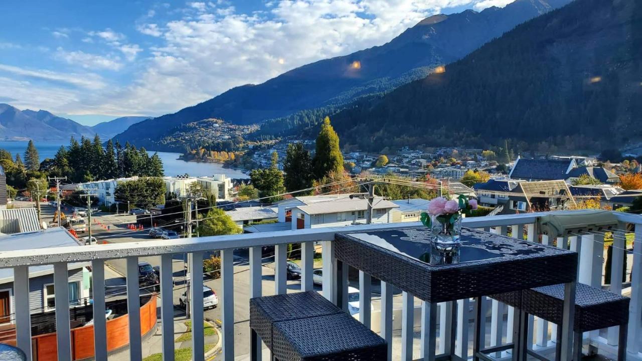 Central Lakeview Apartment With Amazing Rooftop 镇上湖景三室套房 Queenstown Extérieur photo