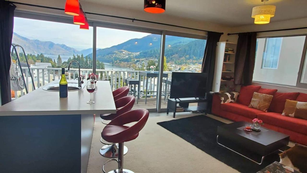 Central Lakeview Apartment With Amazing Rooftop 镇上湖景三室套房 Queenstown Extérieur photo